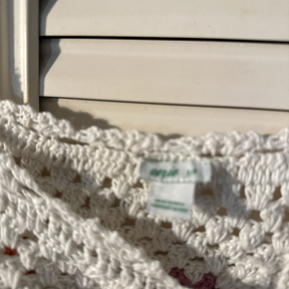 Aerie White Crochet Blouse with Colorful Accents - Picture 6 of 6